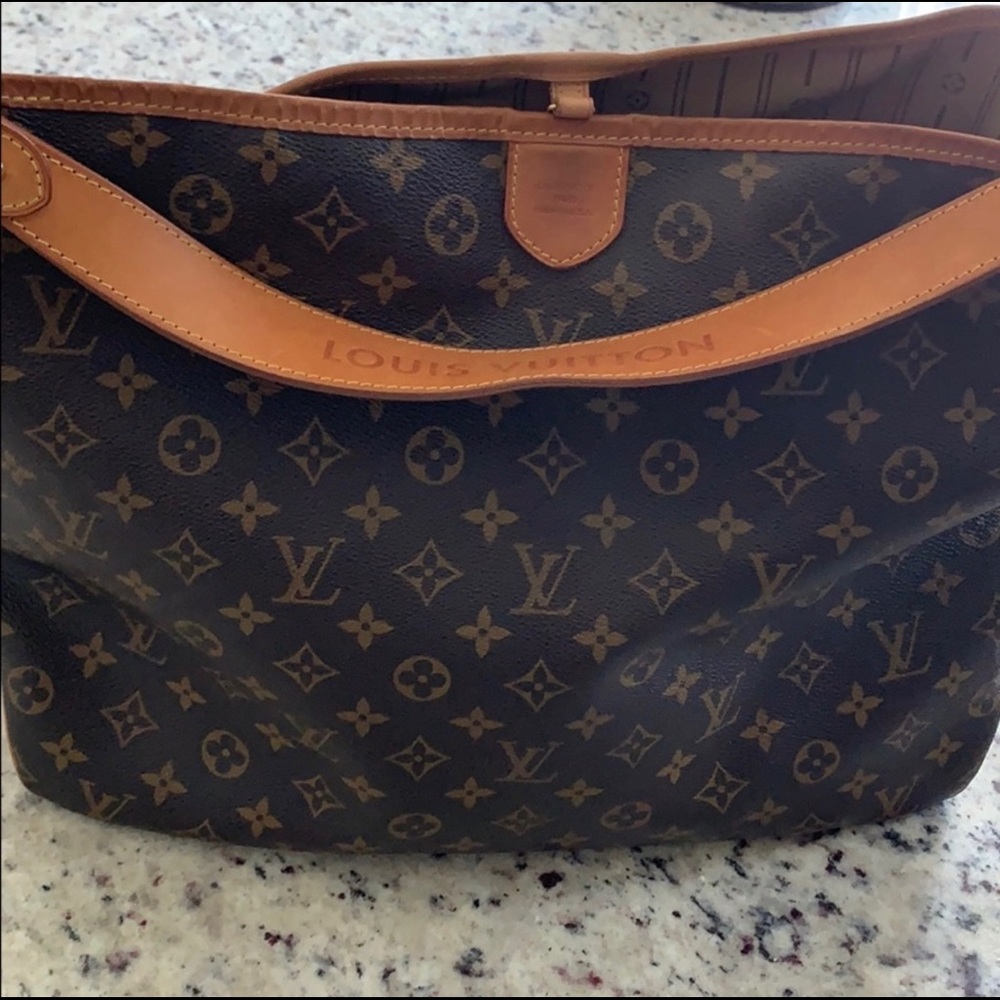 Louis Vuitton Never Full Bag